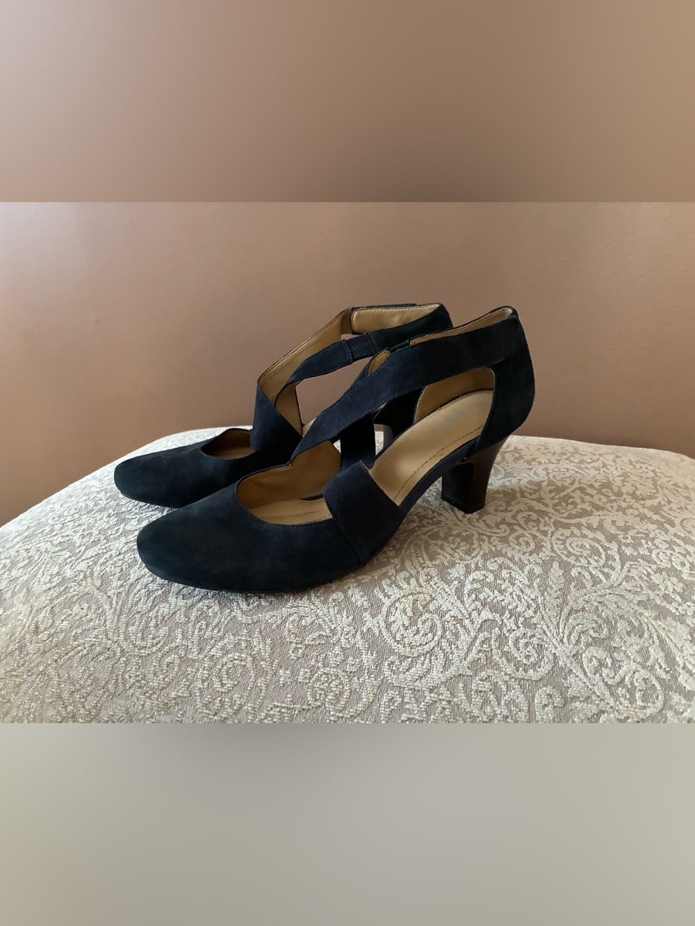 Easy Spirit Blue Suede Shoes, Sz. 8, Leather Upper, 2 1/2” Heel, Velcro Strap